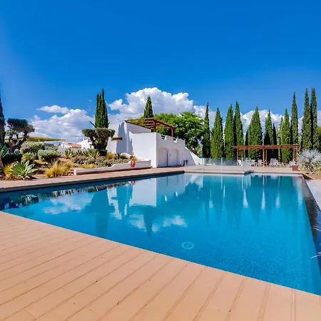 بيت للعطل Lounge Garden Country Club فيلامورا